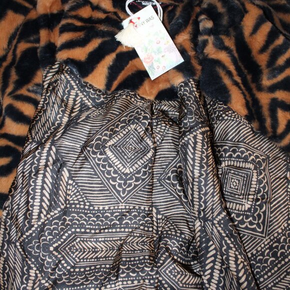 NWT Johnny Was Biya 3J Workshop JWLA Sonora  Faux Fur Jacket Long Coat - Picture 9 of 10